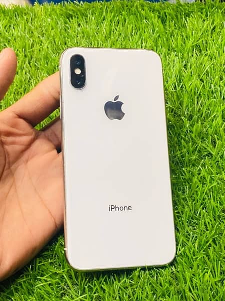 I phone x 64 GB Factory unlock 2