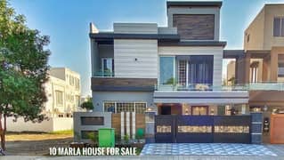 10.66 Marla Ultra classic Designer house For Sale hot location