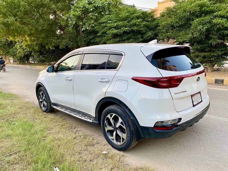 KIA Sportage 2022 4