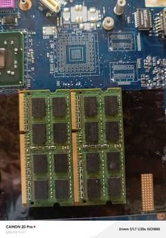 1 ram 2 GB w ram 4gb DDR3 PC3-8500 1066MHz SODIMM