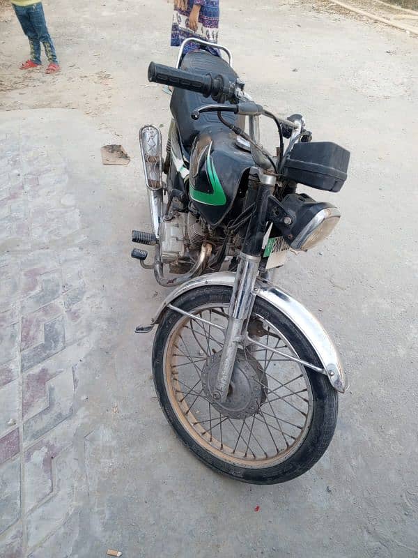 Honda 125 Good in Condition 4