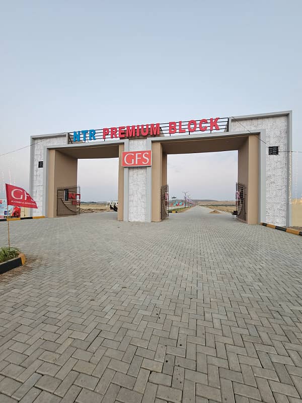 OWN YOUR DREAM PLOT IN GFS PREMIUM BLOCK 80 & 120 SQ. YARDS ON 5-YEAR INSTALLMENT PLAN! 25