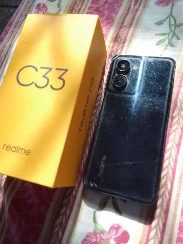 Realme C33 3