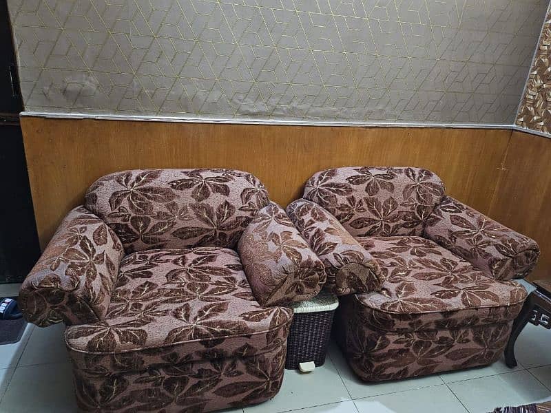 Sofa for sale in Lahore 1