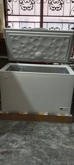 Brand new medium freezer