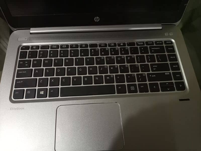 HP elitebook 1