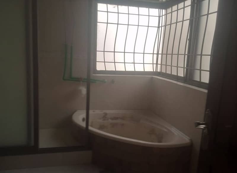 Semi Furnished 01 Kanal Beautiful Upper Portion Lower Portion Locked Available For Rent 3