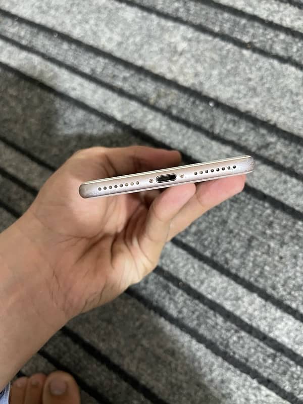 iPhone 8 Plus factory unlock non PTA 3