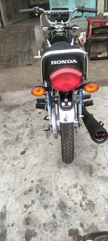 honda125 03077575112 10