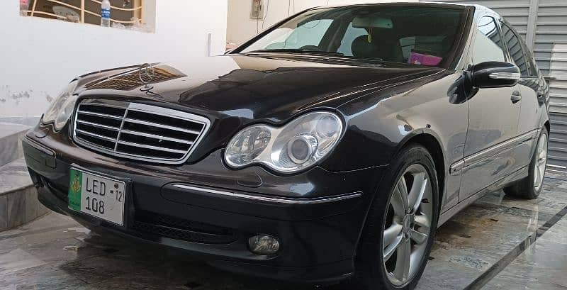 Mercedes C Class 2006 4