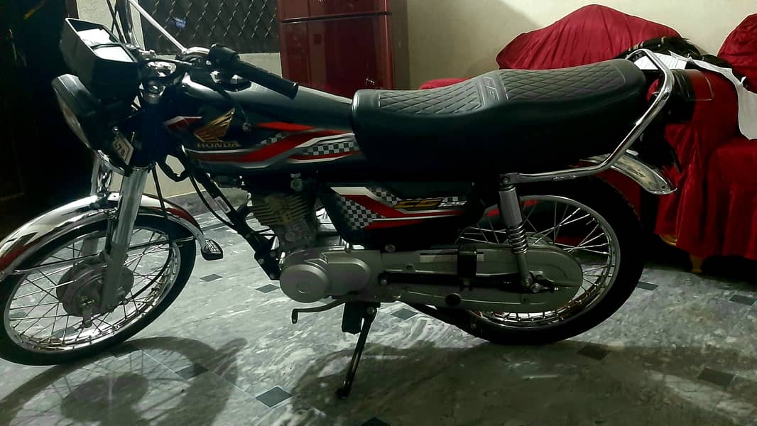 Honda CG 125 2024 2