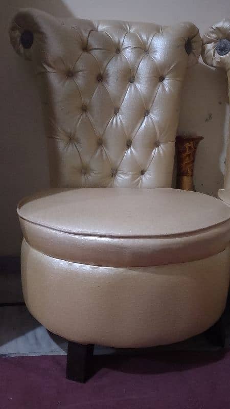 coffee chairs new condition urgent sale 0