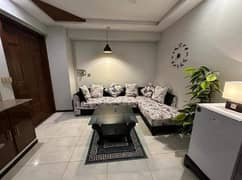 1 BED LUXURY FURNISHED APARTMENT AVAILABLE FOR RENT IN GULBERG GREENS ISLAMABAD