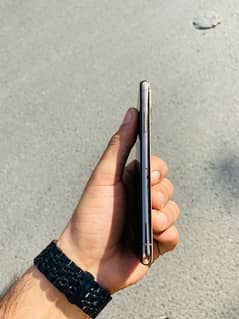 iphone xs 64gb pta approve