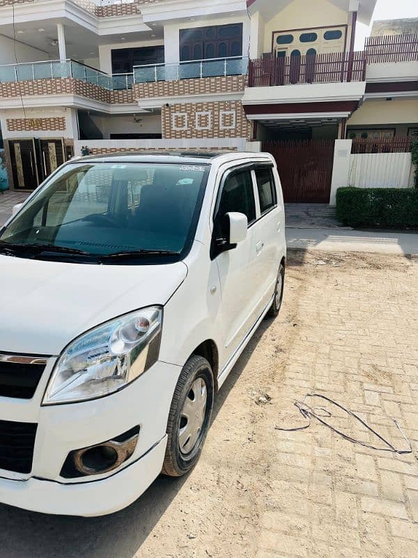 Suzuki Wagon R 2018 1