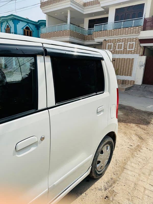 Suzuki Wagon R 2018 5