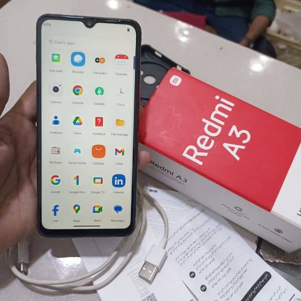 Redmi A3 (8) months warranty call : (03100044654) 5