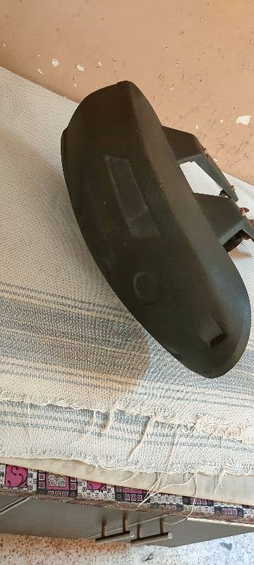 Yamaha YBR 125G Hand Guard / Rear Mudguard fender 4