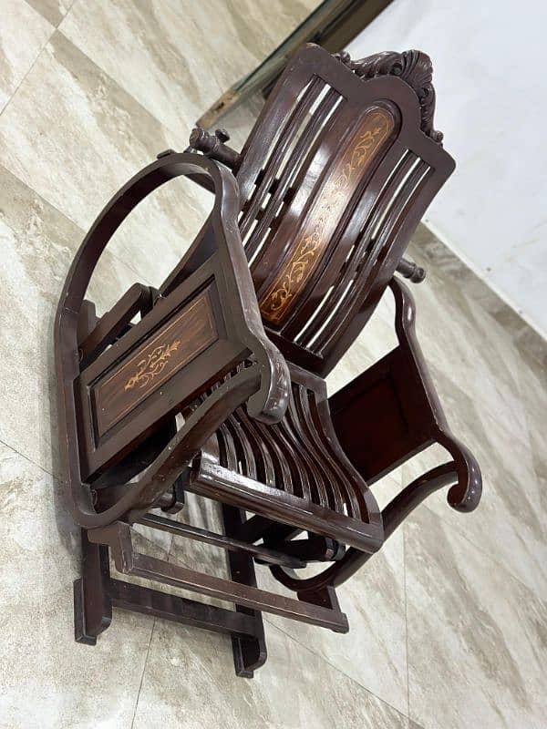 rocking relaxing chair for sale in lahore 2