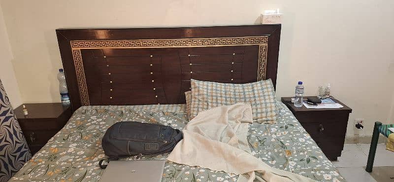 King Bed side 2 tabel with matris 3