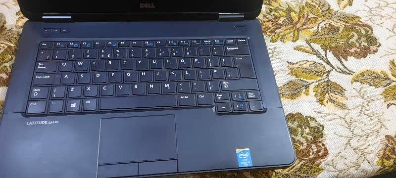 Dell Latitude E5440 2