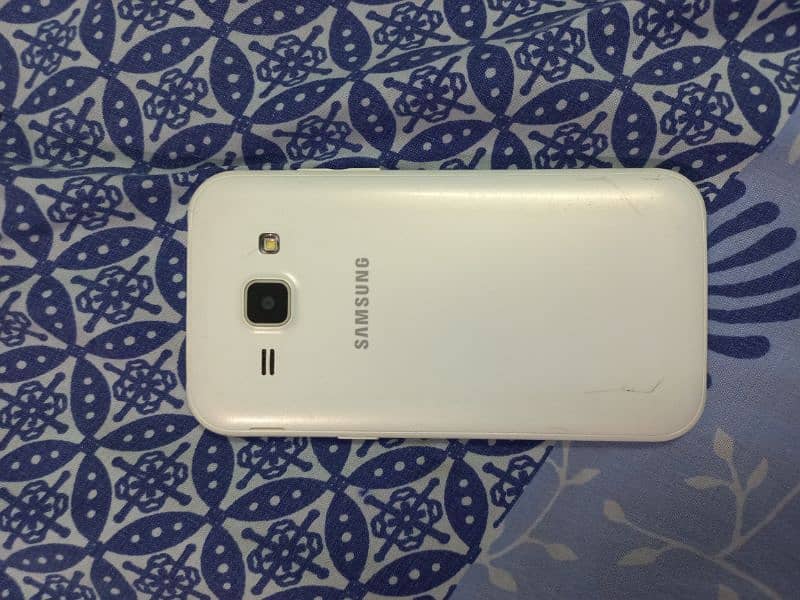 Samsung Galaxy J1 2