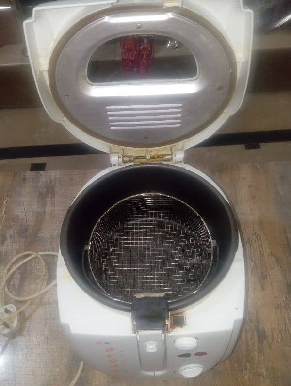 deep fryer 2