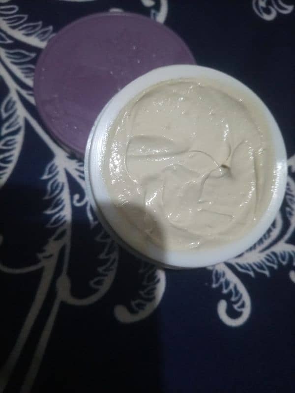 irha gold whitening cream 0