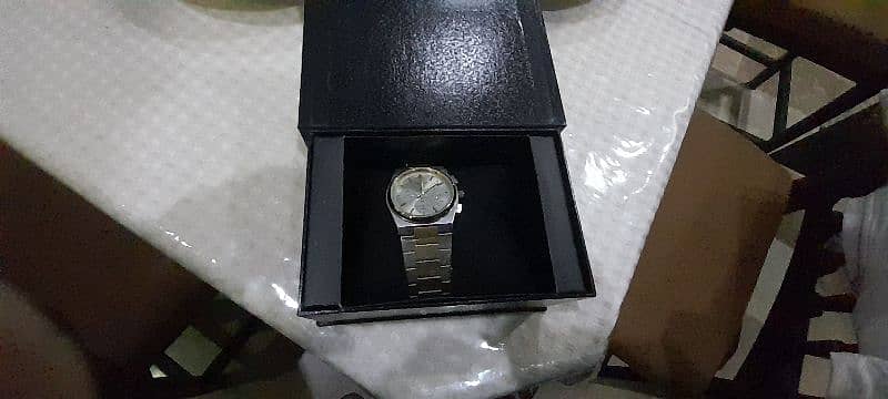 branded watch 11