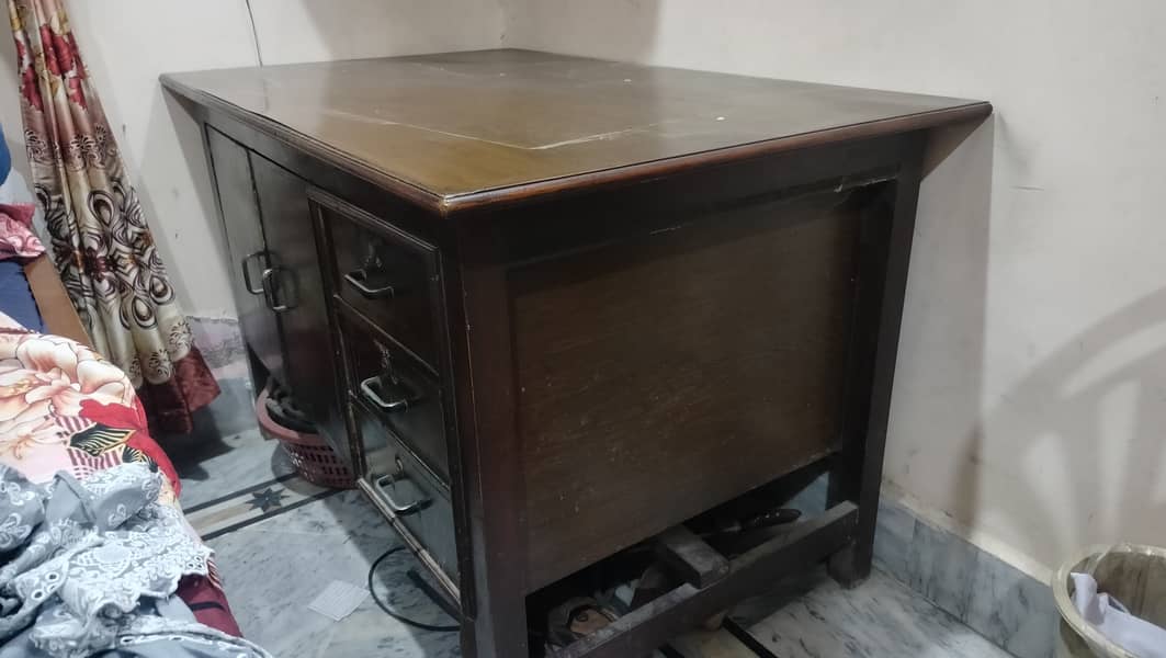 Wooden office Table / iron stand 3