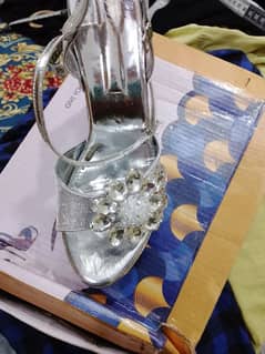 heels wali Joti h new h