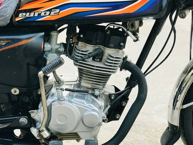 Honda CG-125 (Model 2018) Genuine Condition 8