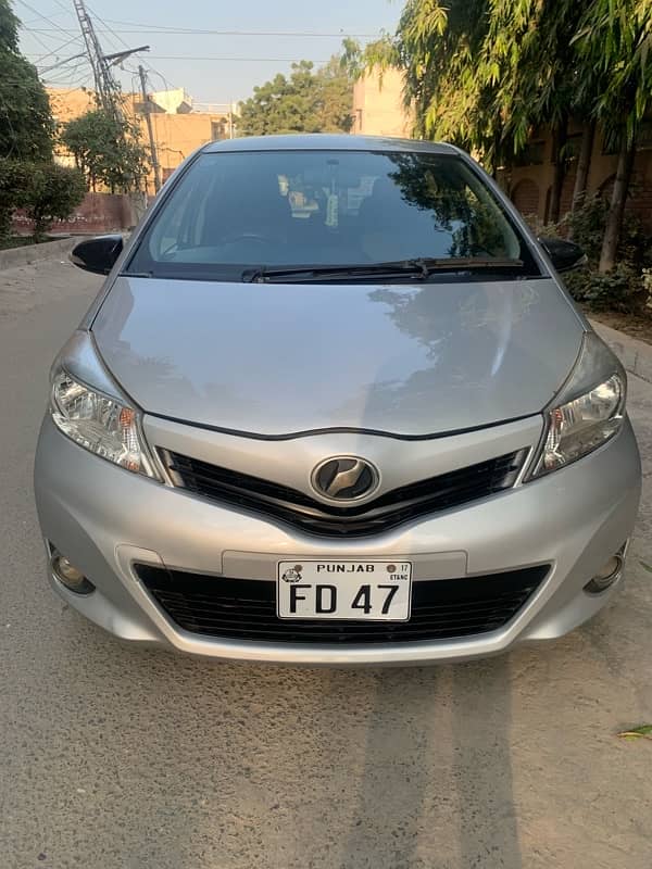 Toyota Vitz 2013 0