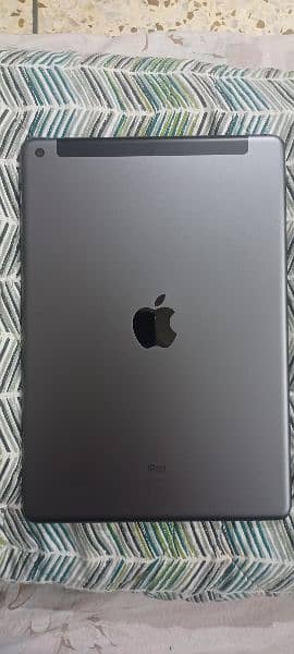 Ipad 9th generation 256 GB 1