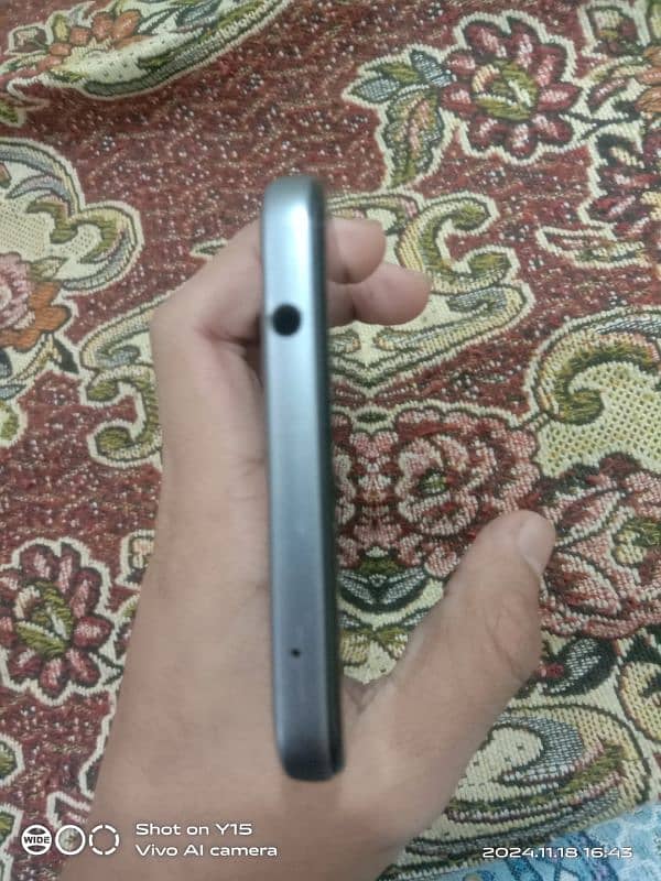 Nokia 2.4 (Excellent condition) 5