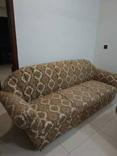 Six Seater Sofa in Great new Condition