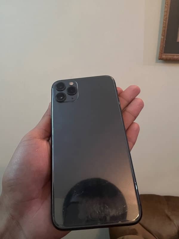 iphone 11 pro Max dual Physical PTA approved with box 3