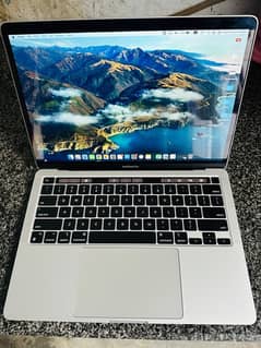 Macbook Pro M1 13 inch 8/512 GB