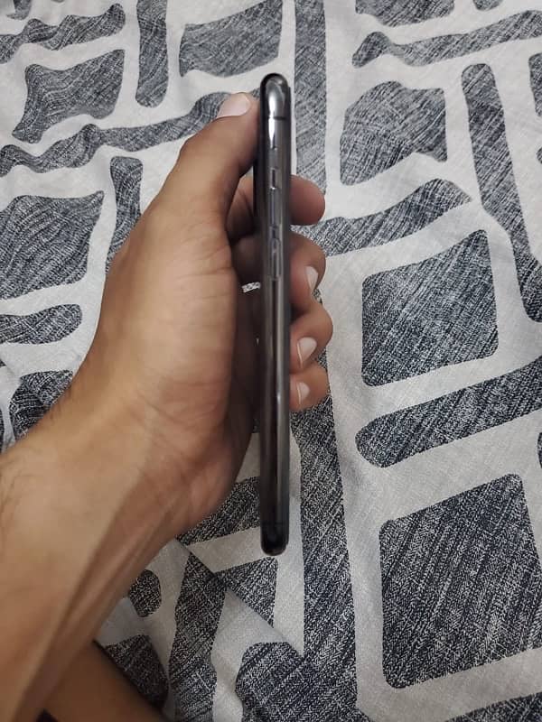 iphone 11pro 256Gb FU 4