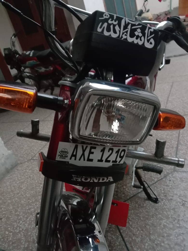 Honda CD 70 2025 1