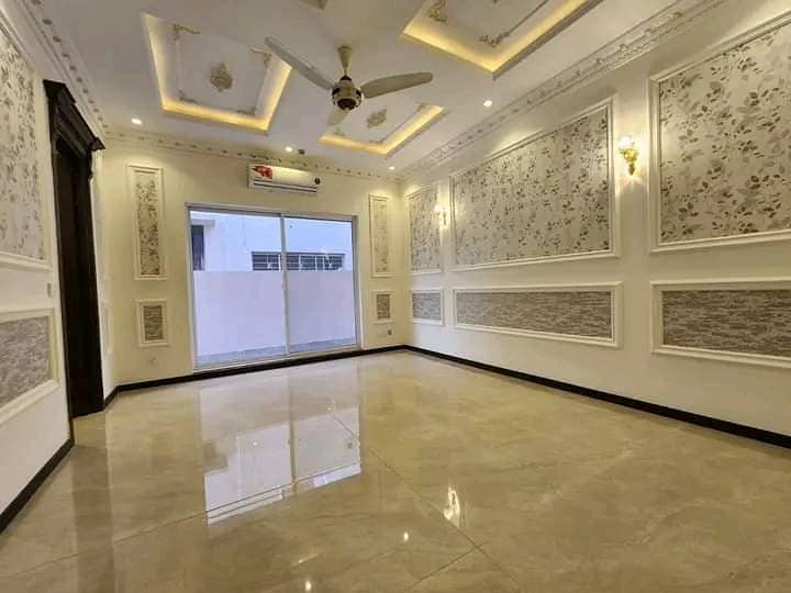 1 Kanal top-notch Upper Portion On Top Location For Rent in DHA Phase 6 Lahore 3