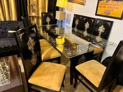 2 months used 8 seater dining set