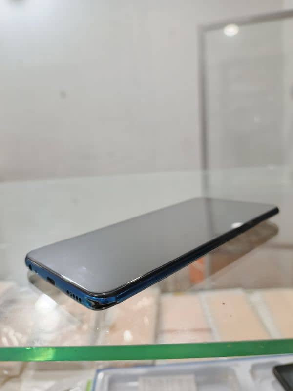 vivo v15 4