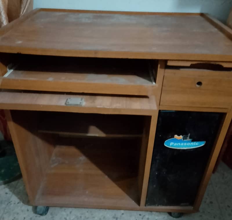 Wooden Computer table trolley for sale only 3000/= 0