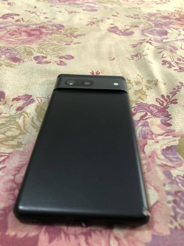 GOOGLE PIXEL 7 BLACK COLOR 128GB NON PTA 3