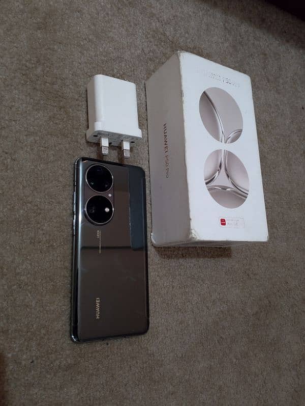 Huawei p50 pro complete box 8/256 golden black Approved 2