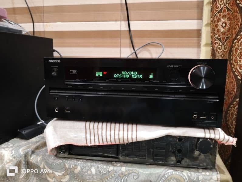 ONKYO Amplifier 5