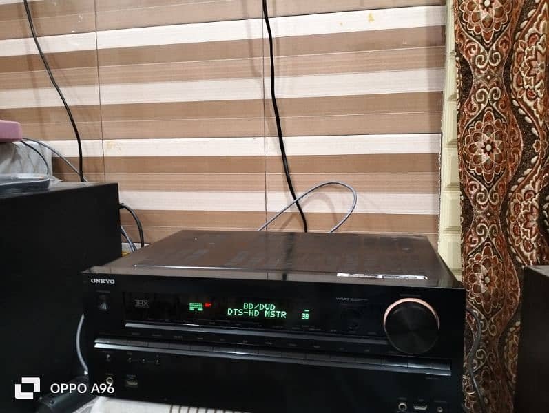 ONKYO Amplifier 7