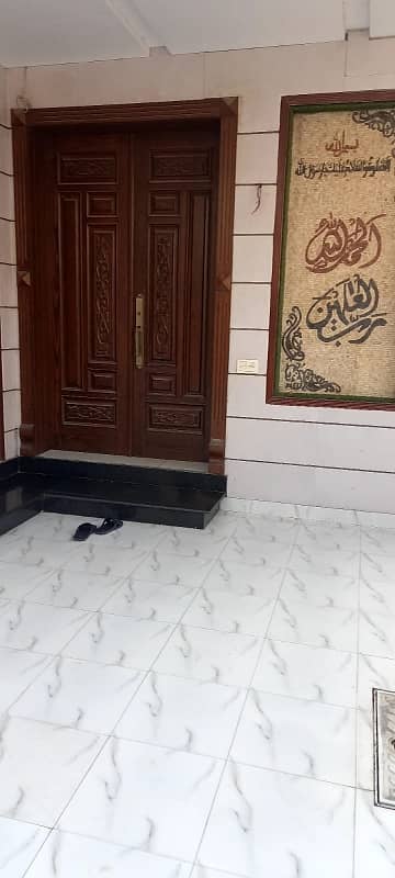 8 MARLA HOUSE FOR RENT IN DHA RAHBAR PHASE 1 GASS AVAILABLE 0