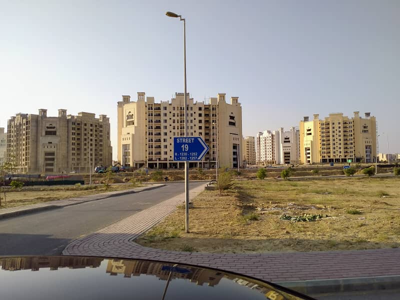 Precinct 16 Residential plot of 250 Square yards near Grand Jamia Mosque in Bahria Town Karachi 1